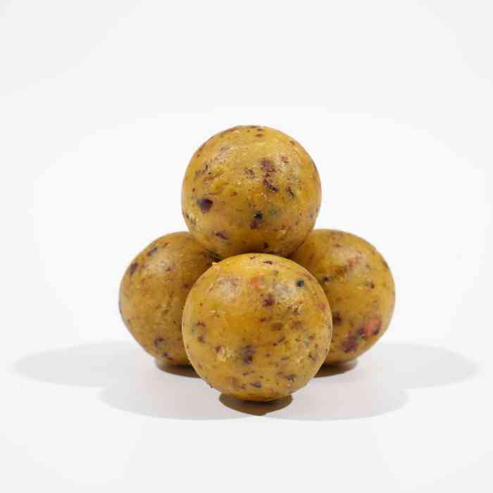 Бойлы варёные ананас/банан PRO BIRD FOOD д18 мм