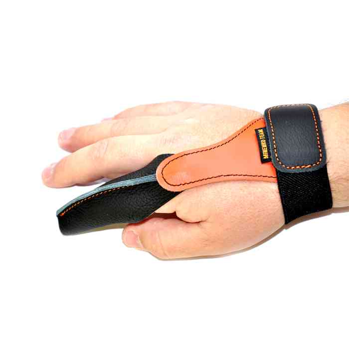 Напальчник для рыбалки MINENKO TEAM (кожа) XL